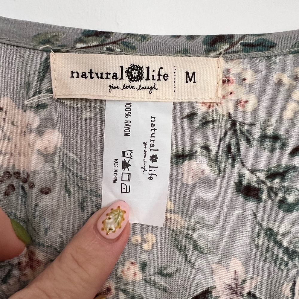 NATURAL LIFE Sanibel island caftan sage green Women’s SIZE Medium - Picture 9 of 9